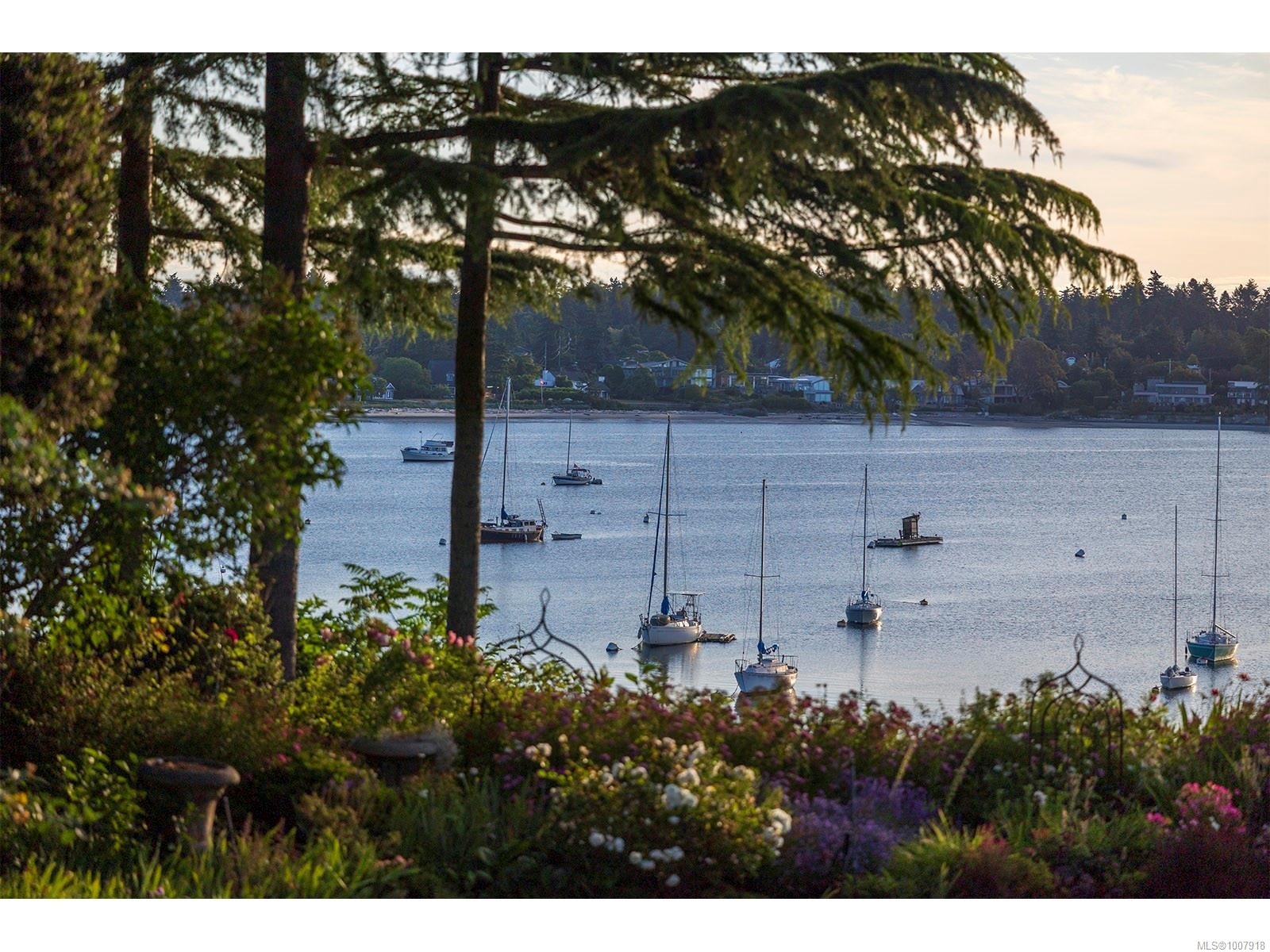 3445 Beach Dr, Oak Bay, BC