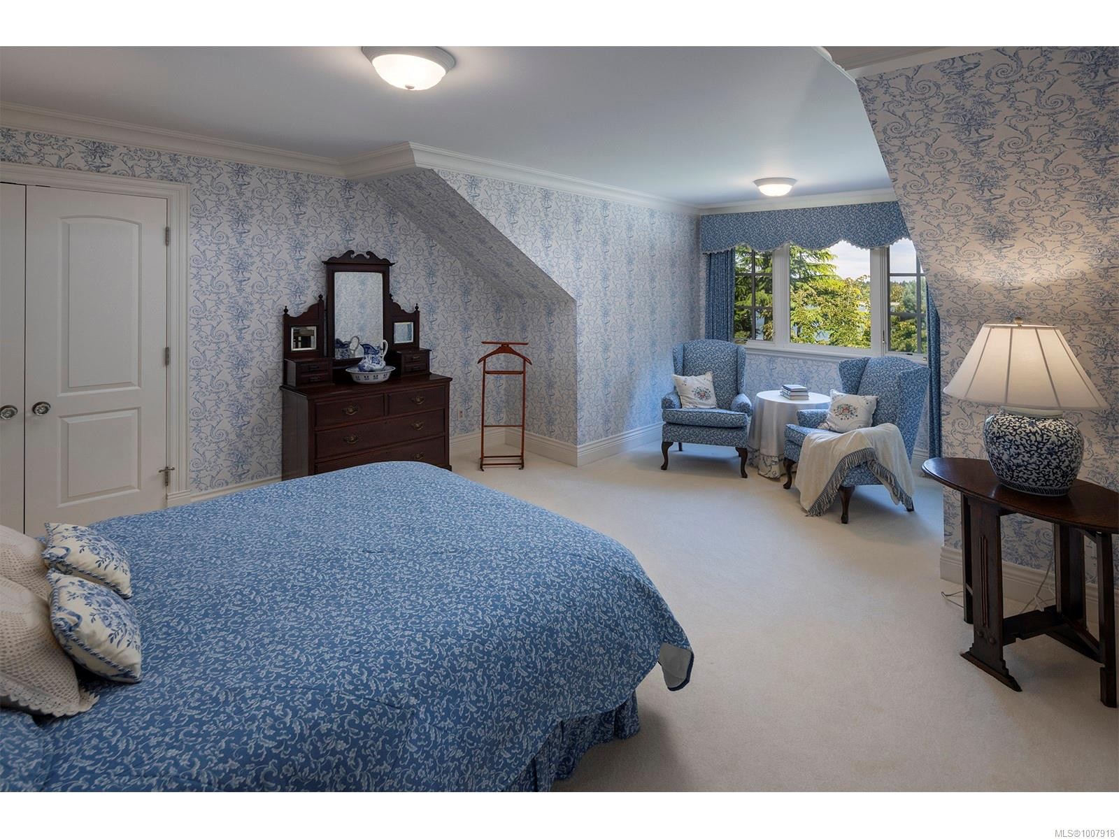 3445 Beach Dr, Oak Bay, BC