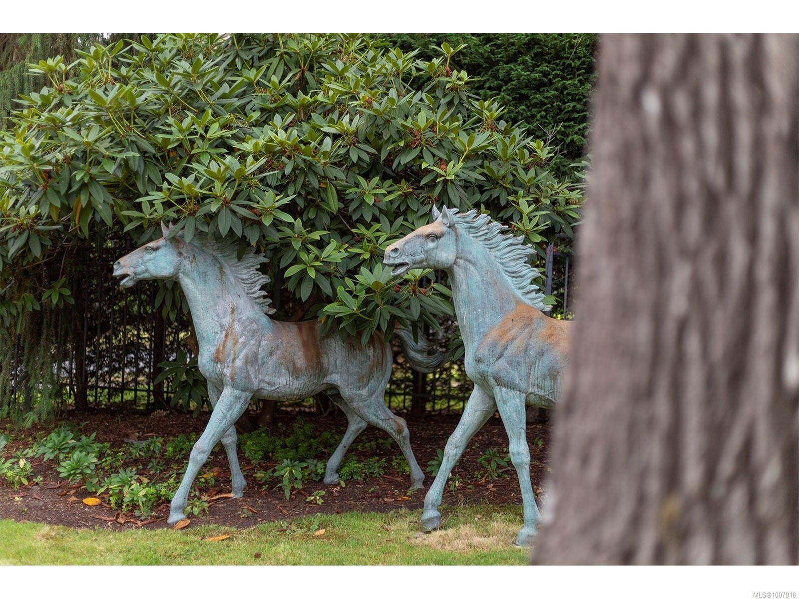 3445 Beach Dr, Oak Bay, BC