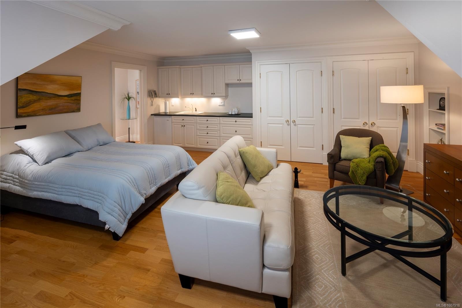 3445 Beach Dr, Oak Bay, BC