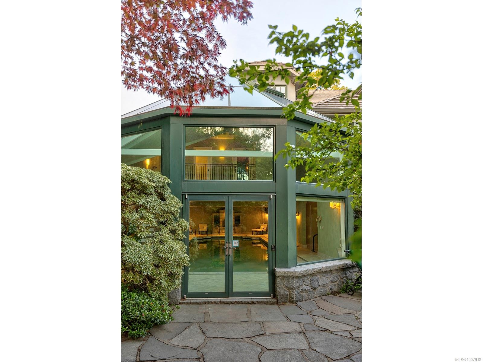 3445 Beach Dr, Oak Bay, BC