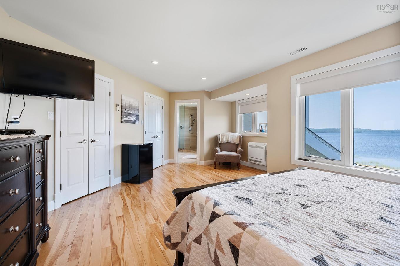 89 Bastion Avenue, Louisbourg, NS