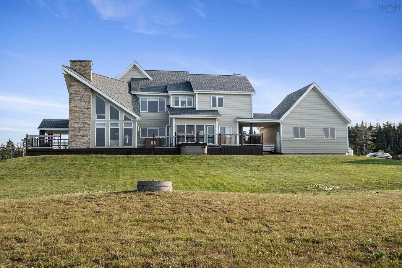 89 Bastion Avenue, Louisbourg, NS