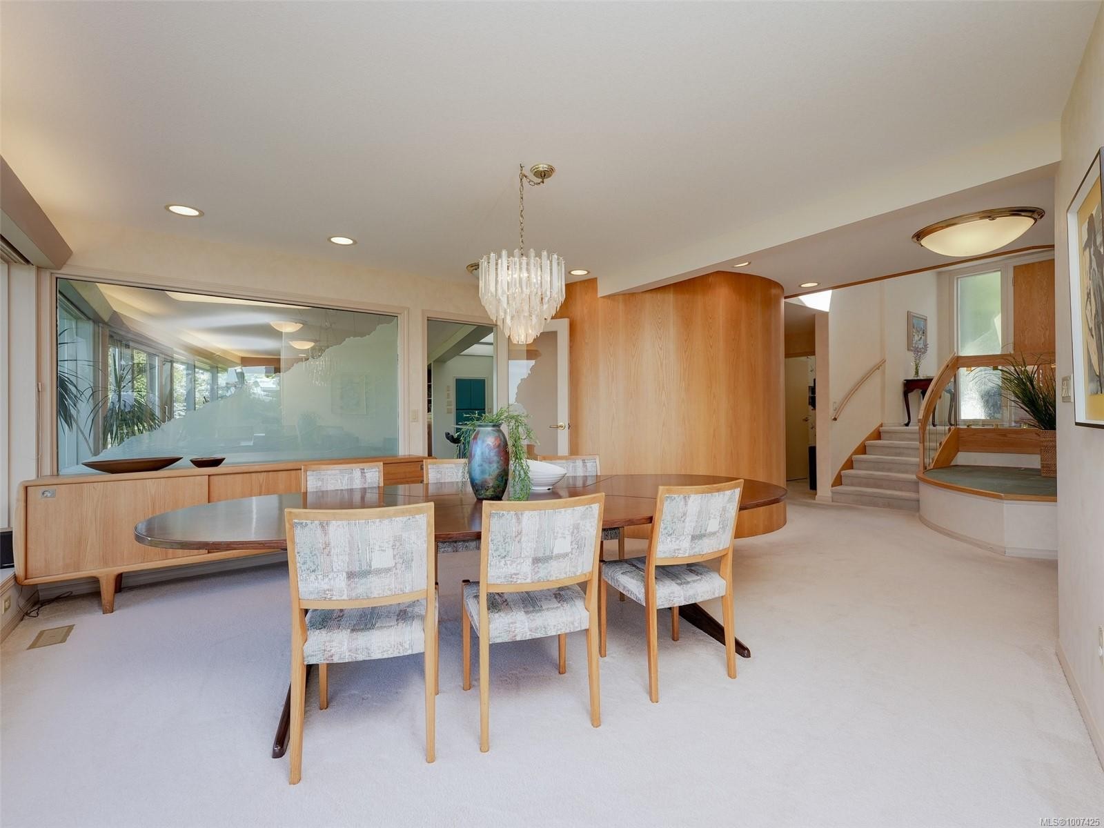 1360 Cloake Hill Rd, North Saanich, BC