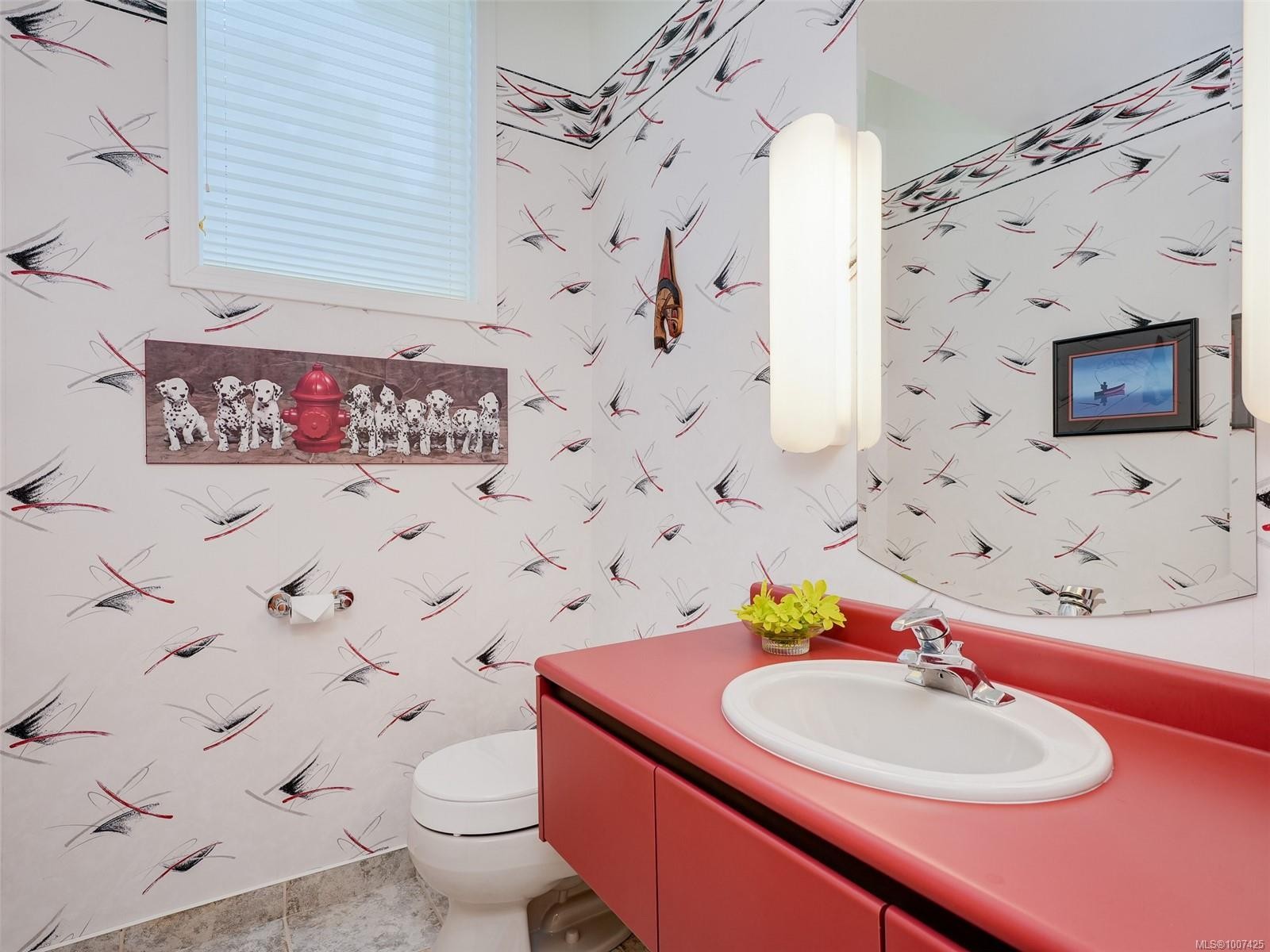 1360 Cloake Hill Rd, North Saanich, BC