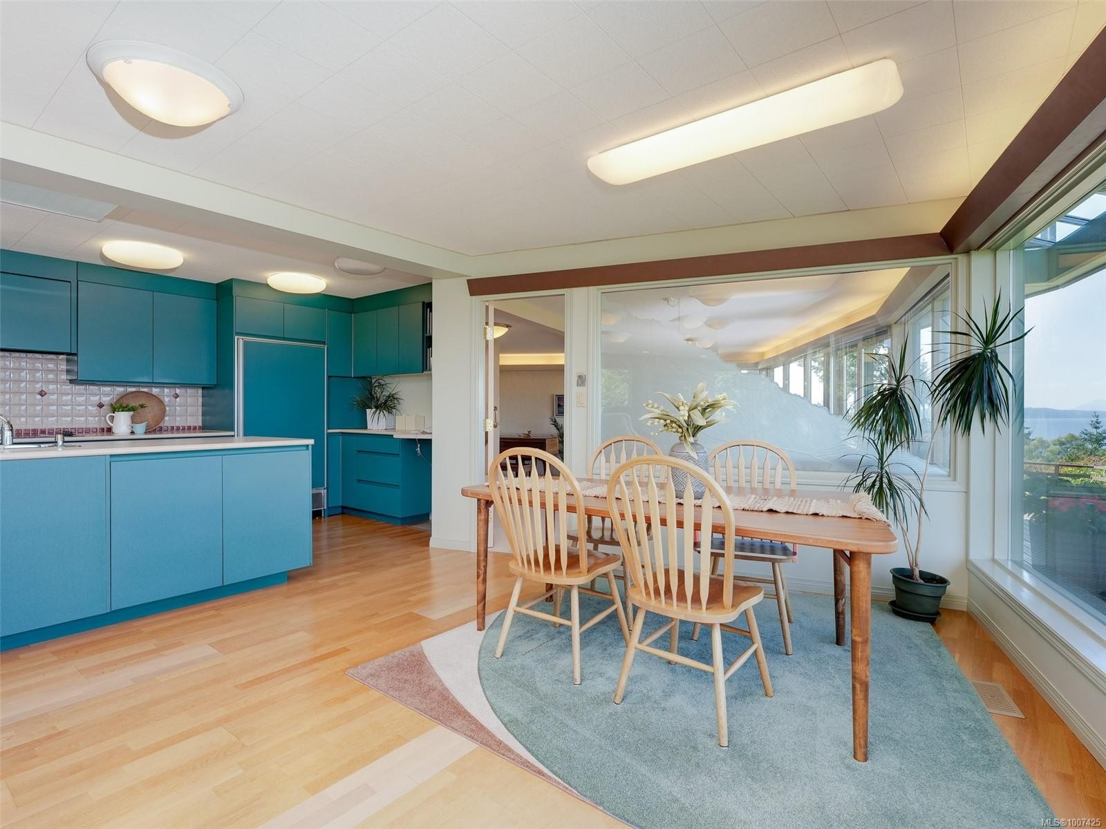 1360 Cloake Hill Rd, North Saanich, BC