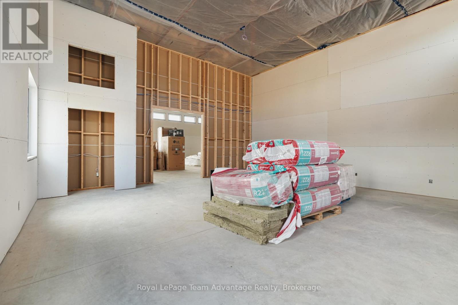 11 Municipal Drive, Mcdougall, ON