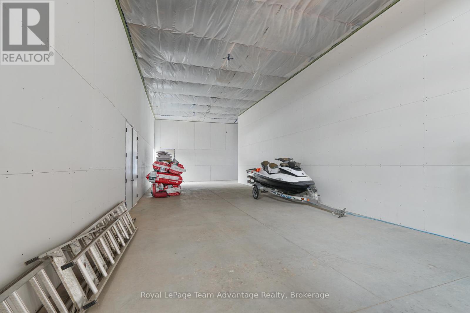 11 Municipal Drive, Mcdougall, ON