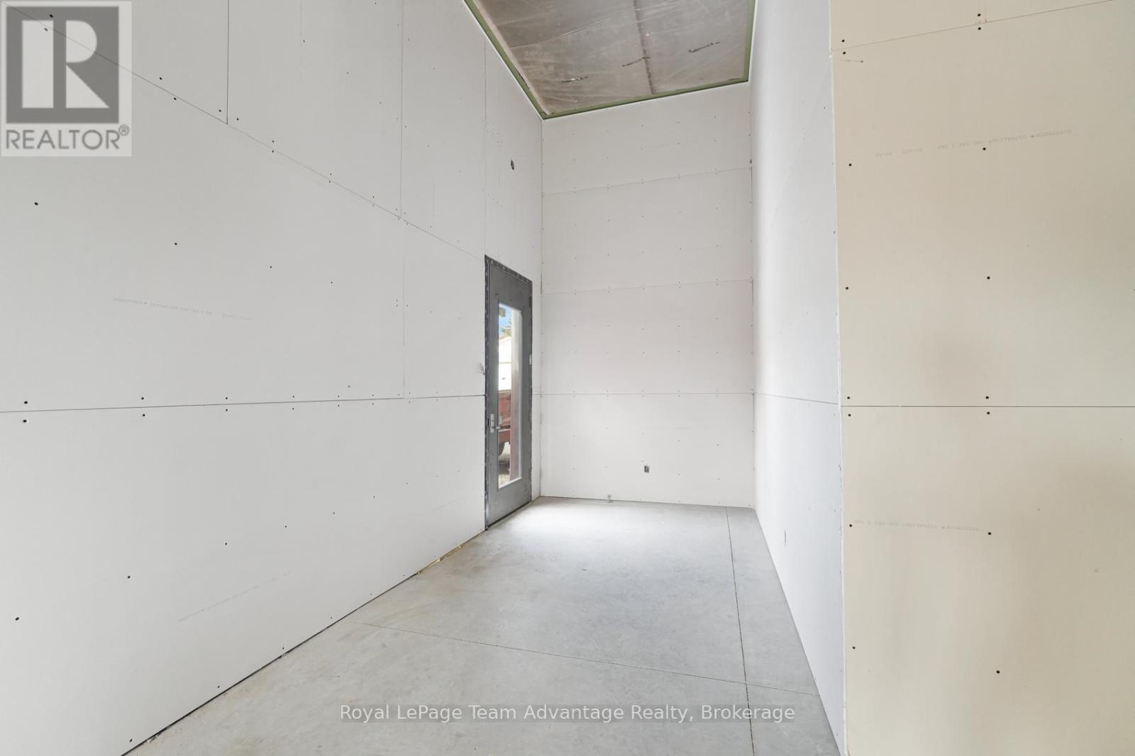 11 Municipal Drive, Mcdougall, ON