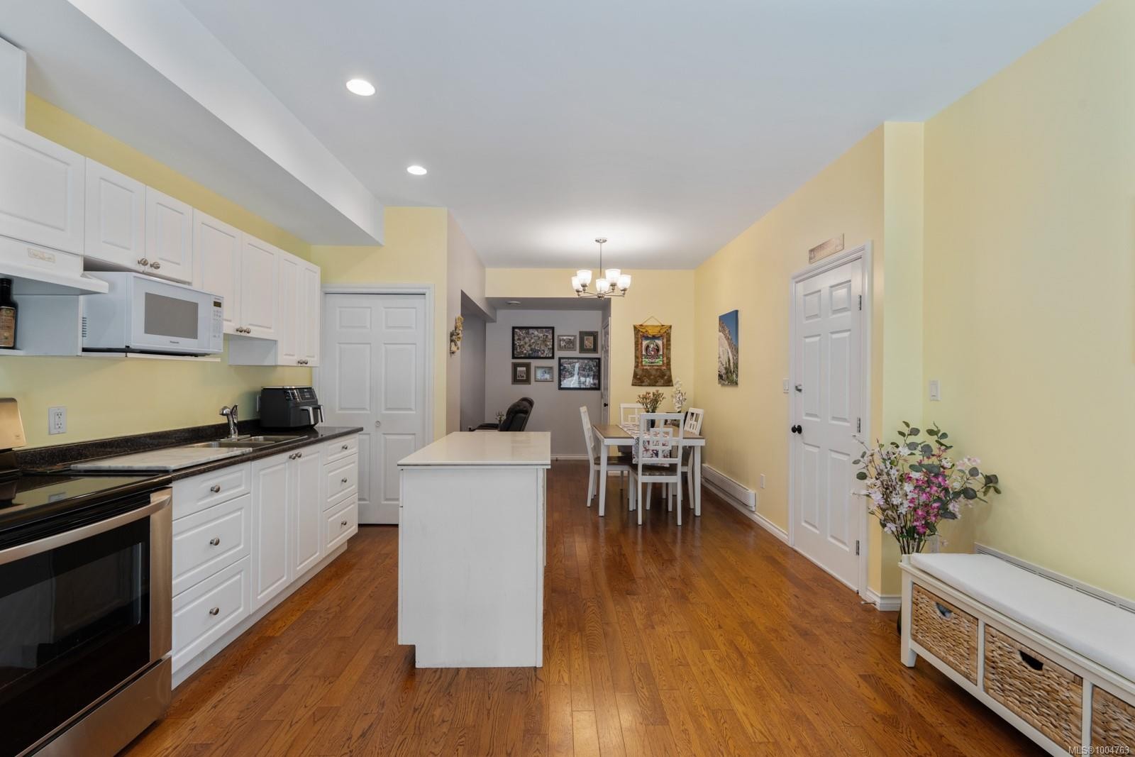 112 Beech Cres, Lake Cowichan, BC