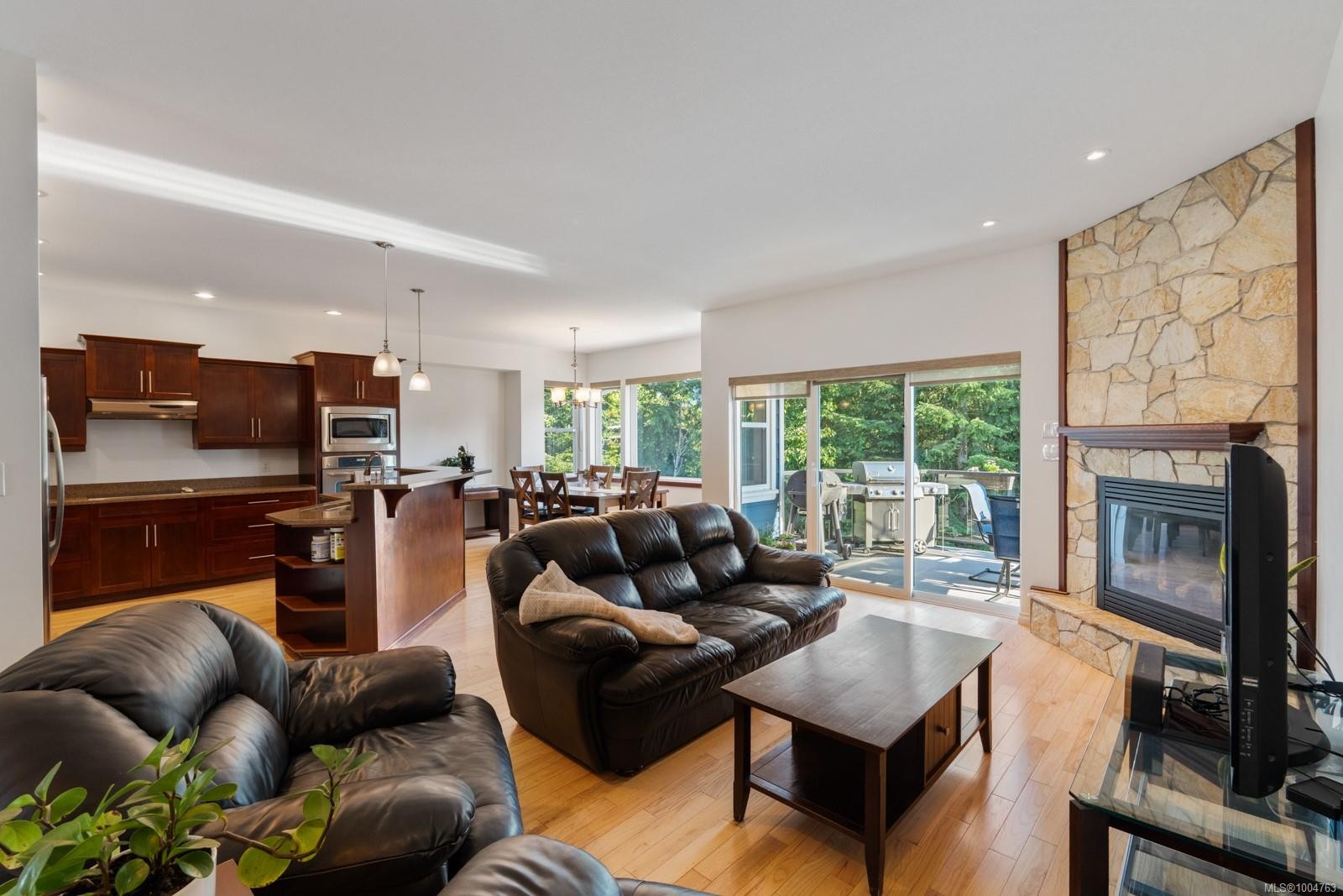 112 Beech Cres, Lake Cowichan, BC