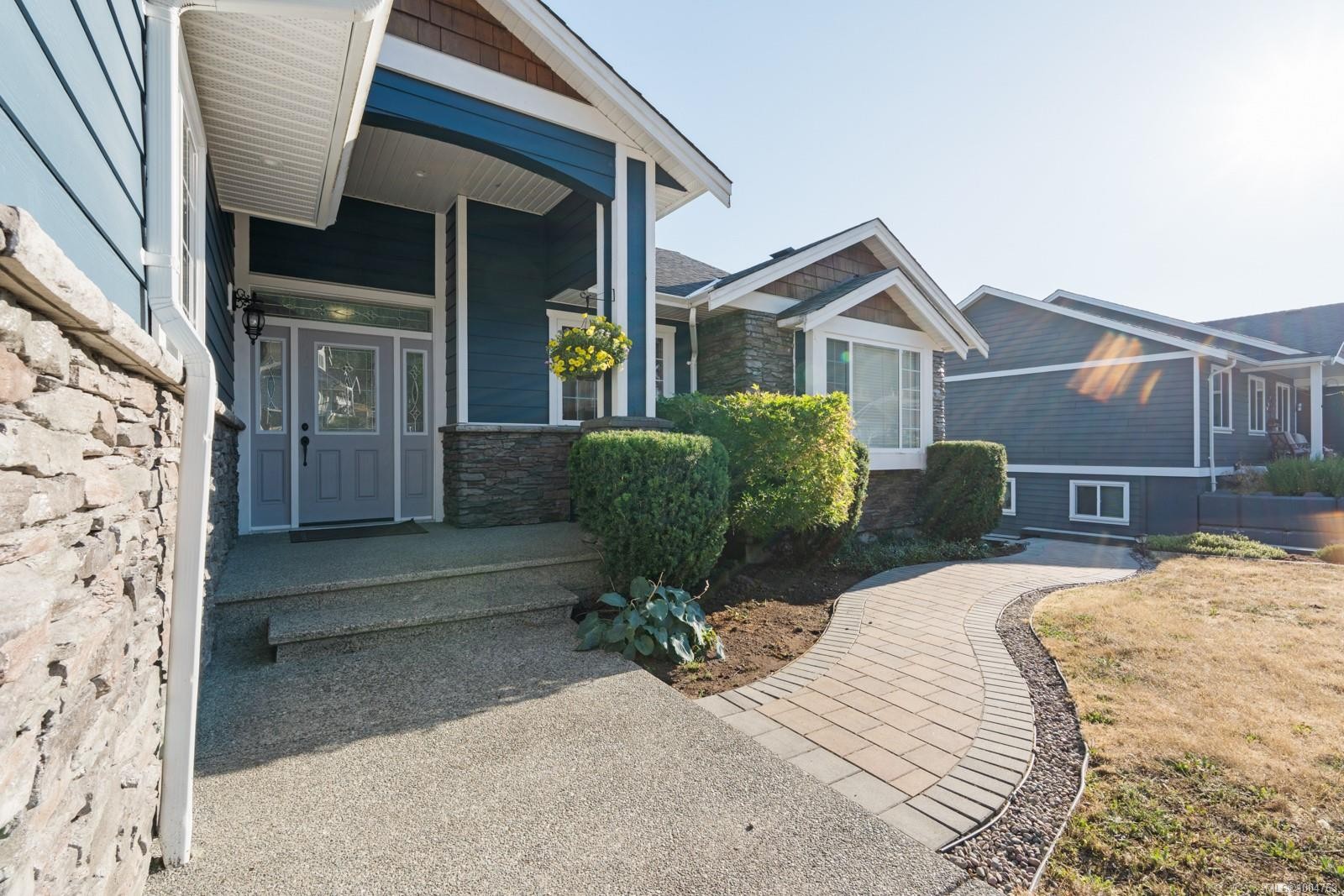 112 Beech Cres, Lake Cowichan, BC