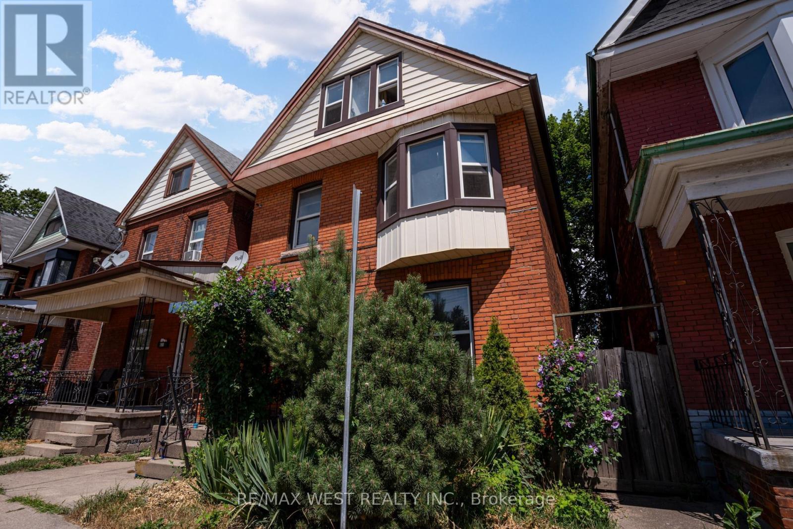 673 Wilson Street, Hamilton, ON - Outdoor