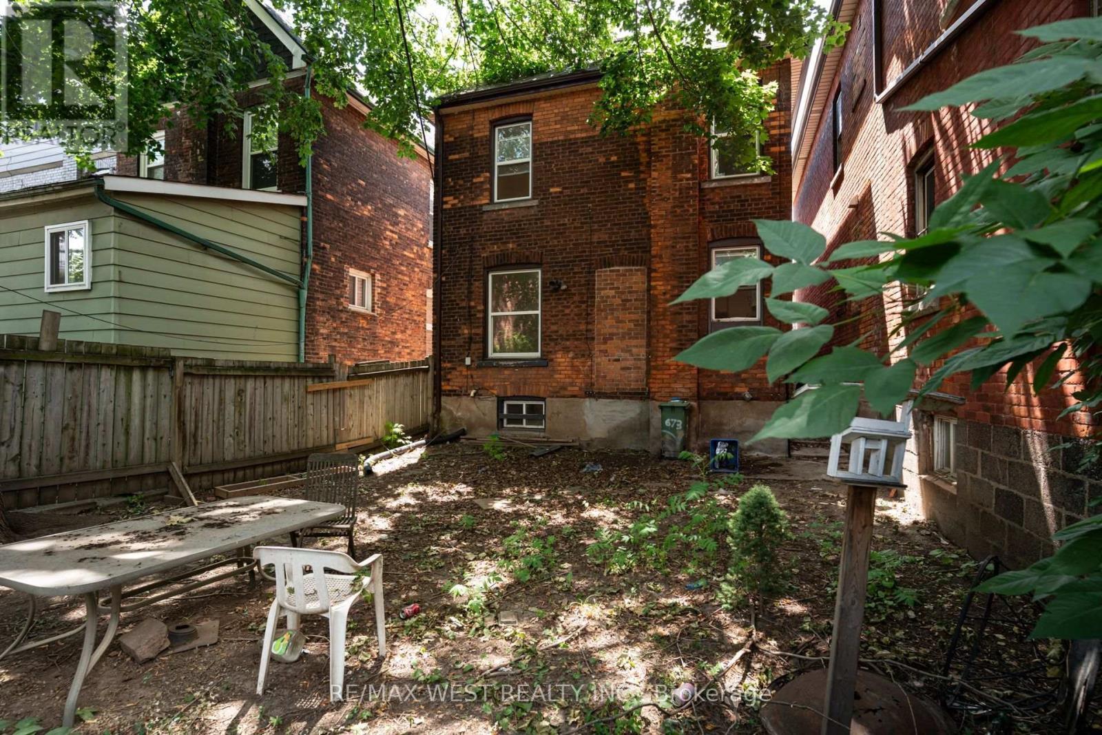 673 Wilson Street, Hamilton, ON - Outdoor With Exterior