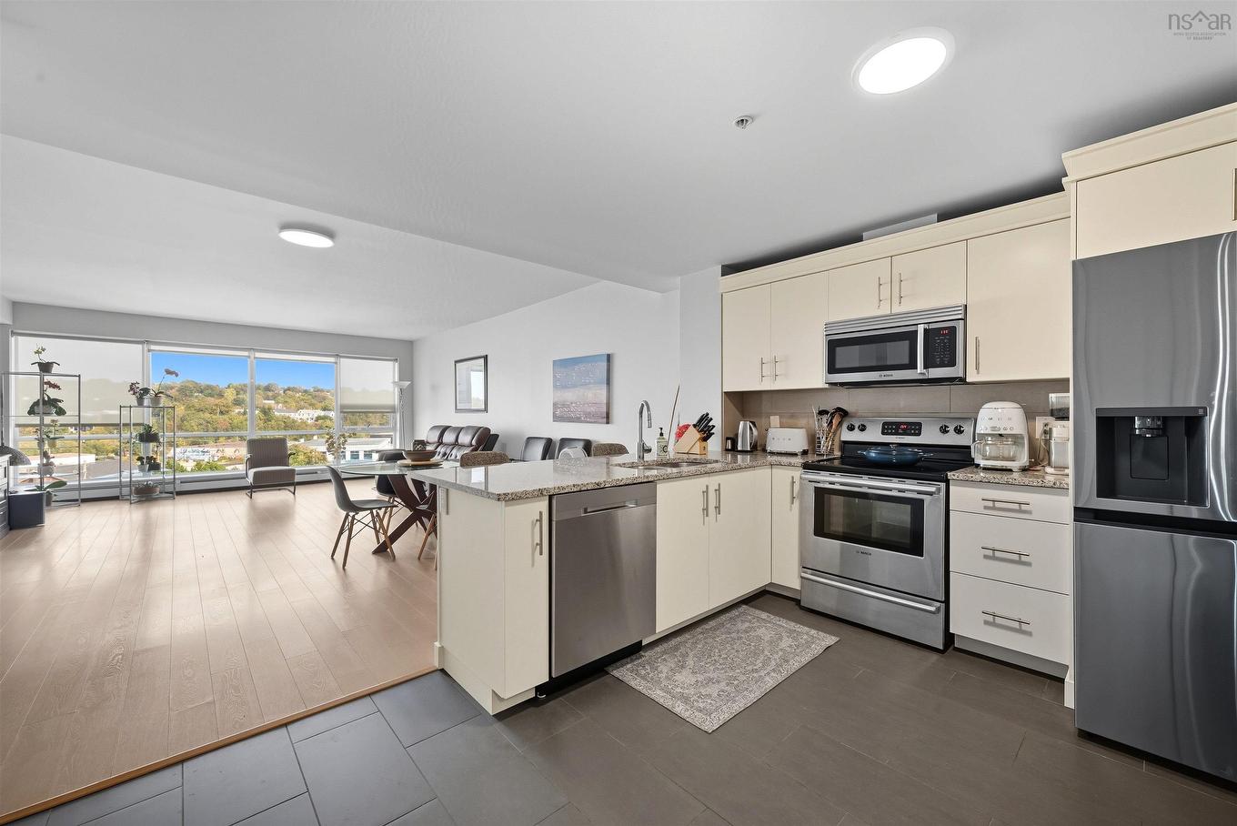 501 15 Kings Wharf Place, Dartmouth, NS