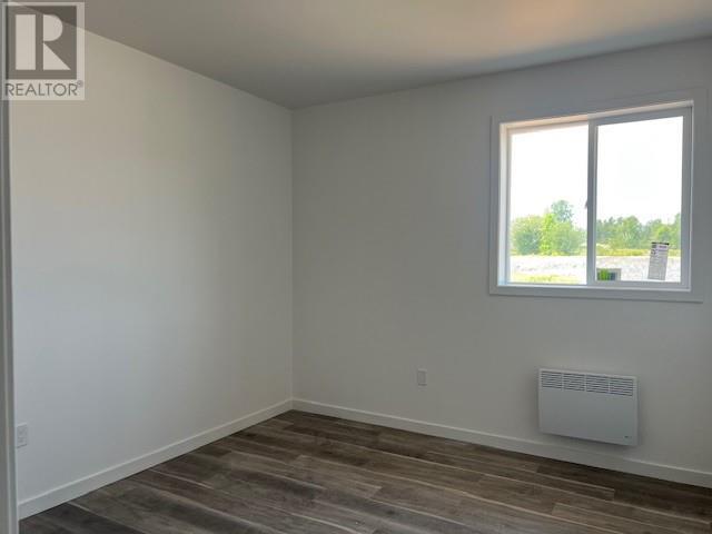 5 Emily Street, St. Charles, ON - Indoor Photo Showing Other Room