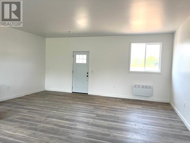 5 Emily Street, St. Charles, ON - Indoor Photo Showing Other Room