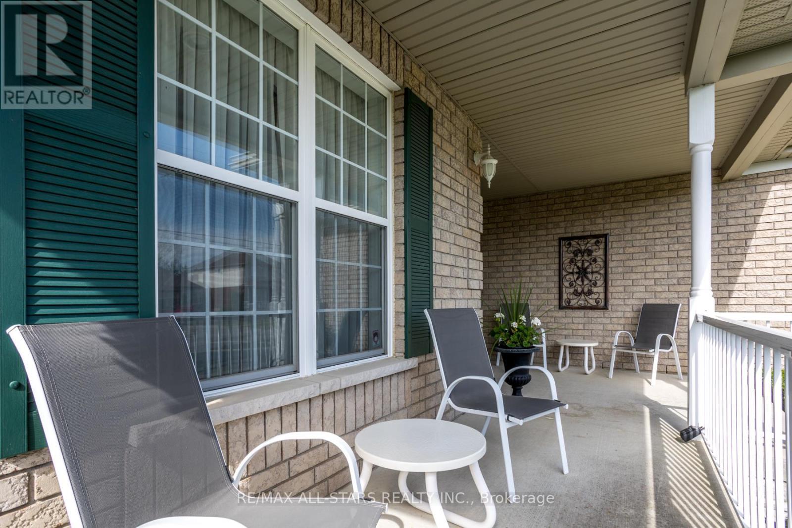 25 Sylvester Drive, Kawartha Lakes (Lindsay), ON - Outdoor With Deck Patio Veranda With Exterior