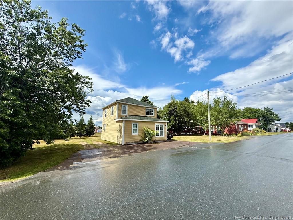 31 Bellevue St, Saint-Louis-De-Kent, NB