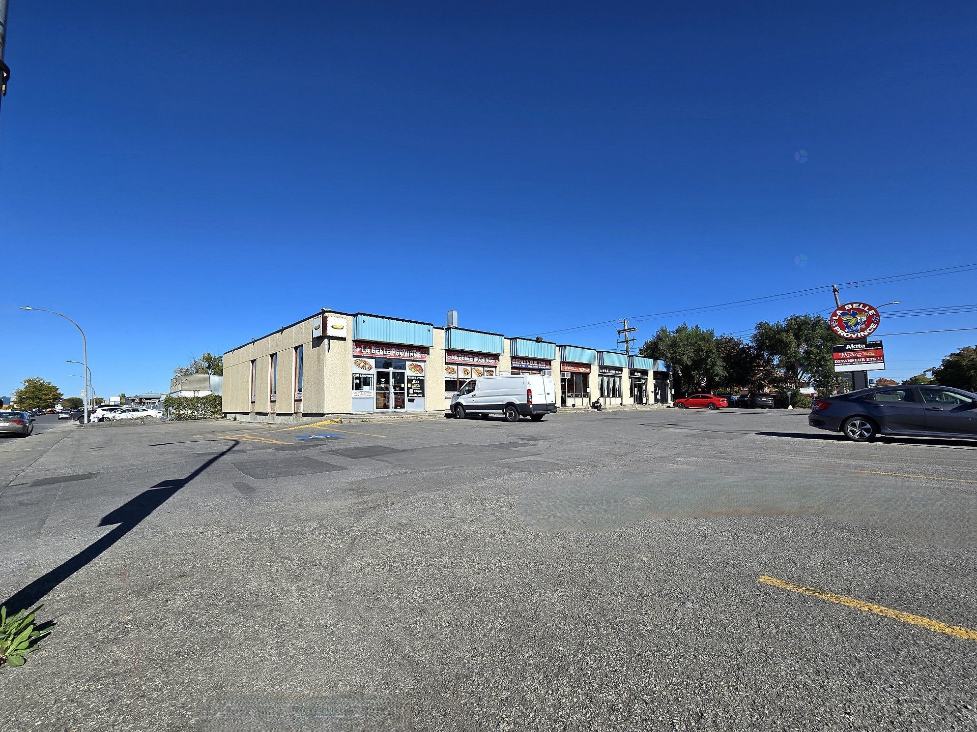 Vue d'ensemble - 6985 Rue Jarry E., Montréal (Saint-Léonard), QC - Outdoor