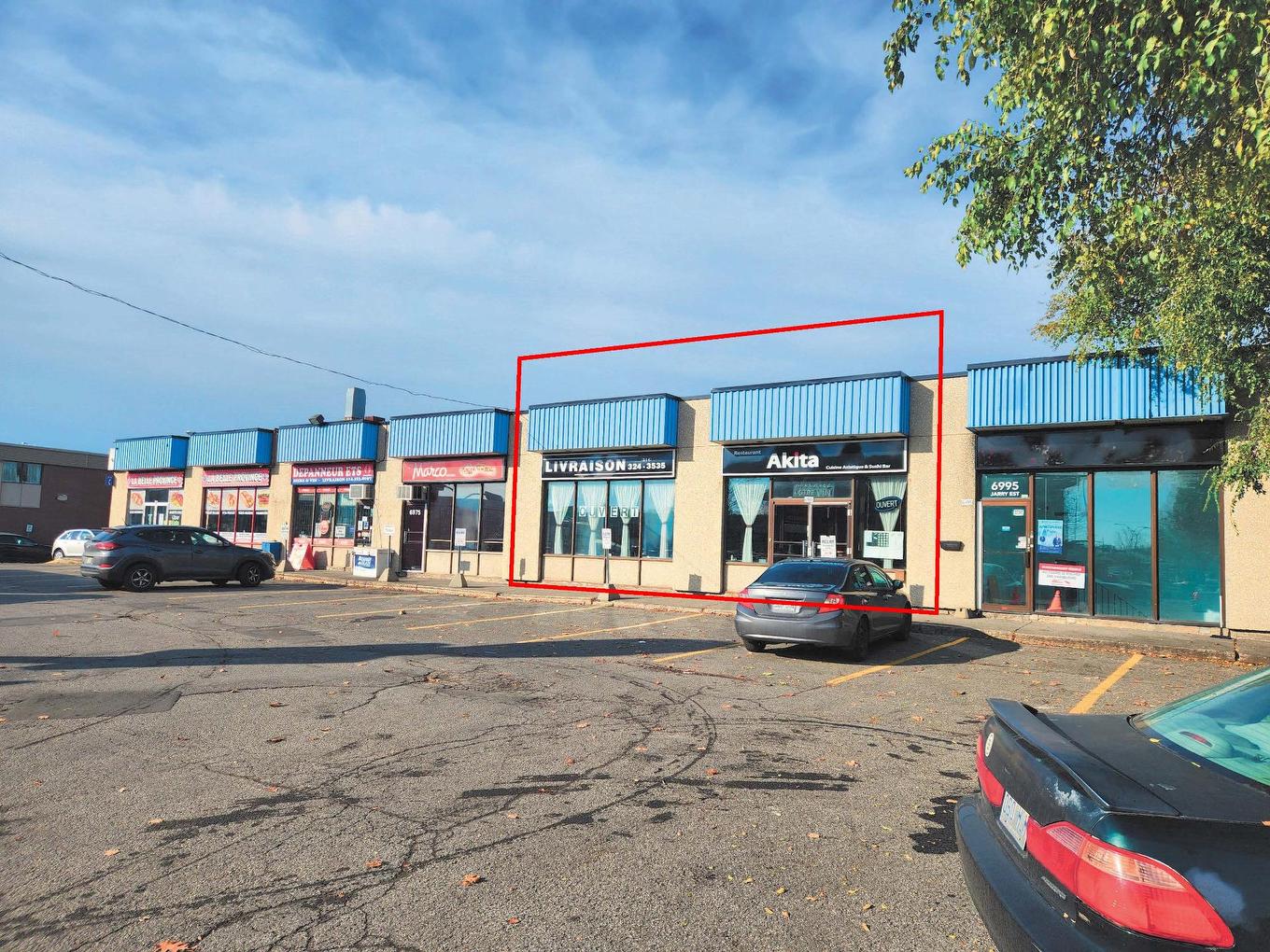 Frontage - 6985 Rue Jarry E., Montréal (Saint-Léonard), QC - Outdoor