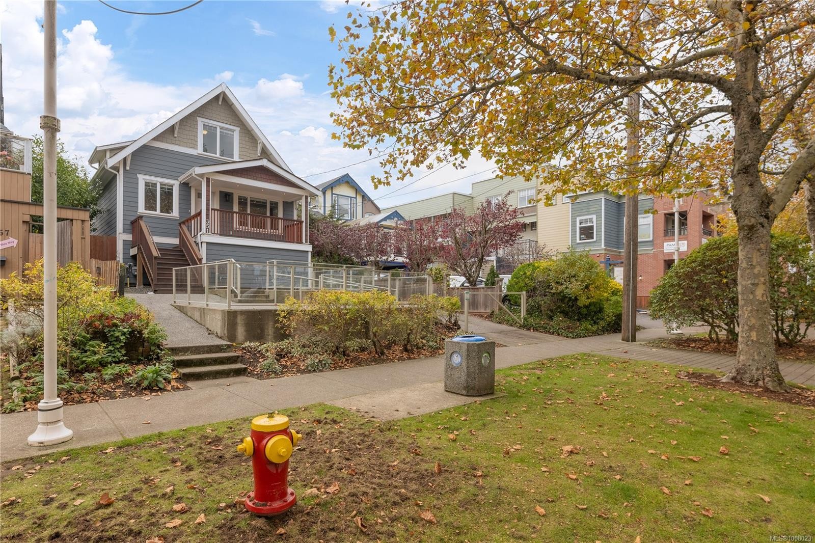 351 Wesley St, Nanaimo, BC