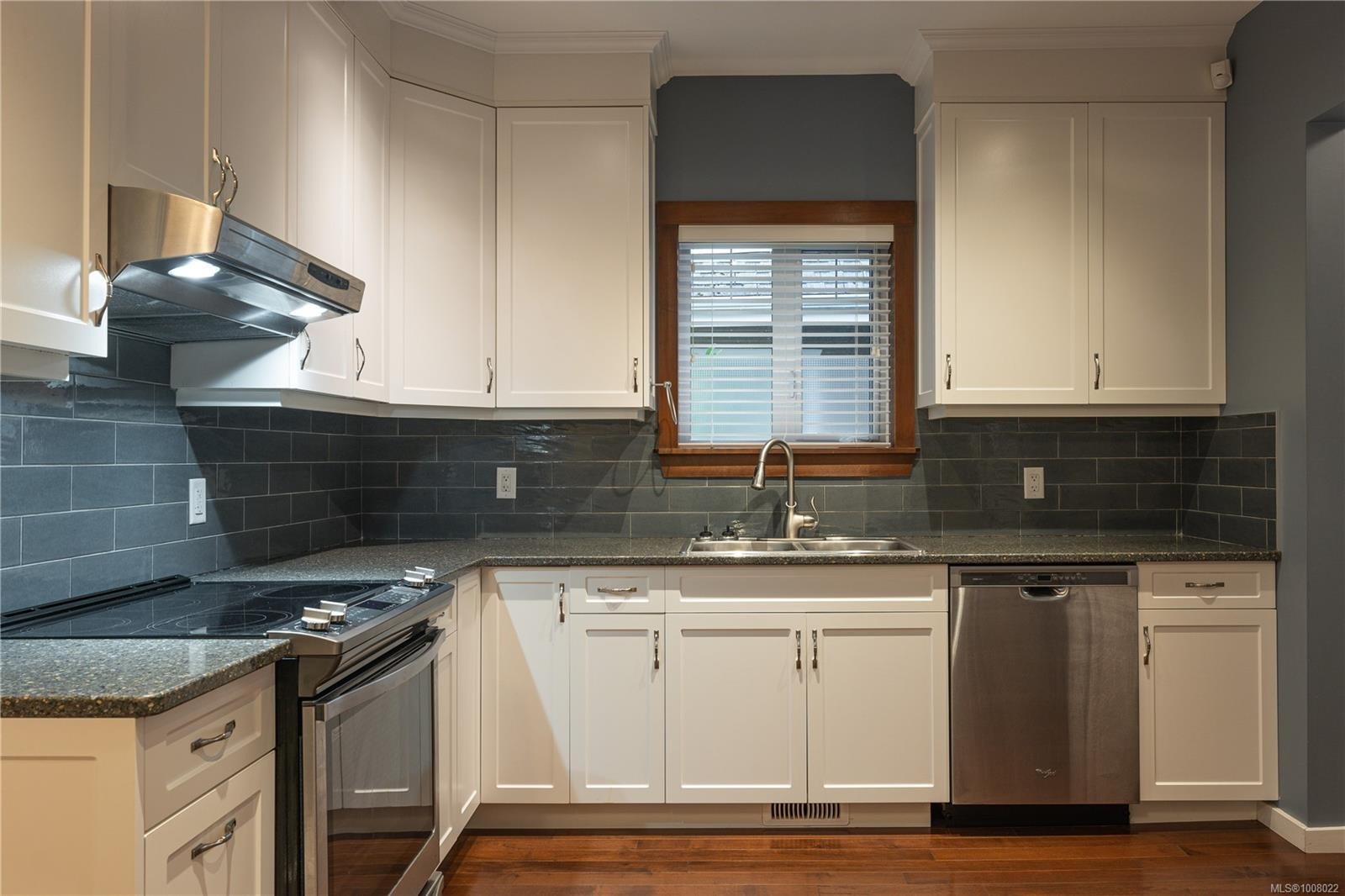 351 Wesley St, Nanaimo, BC