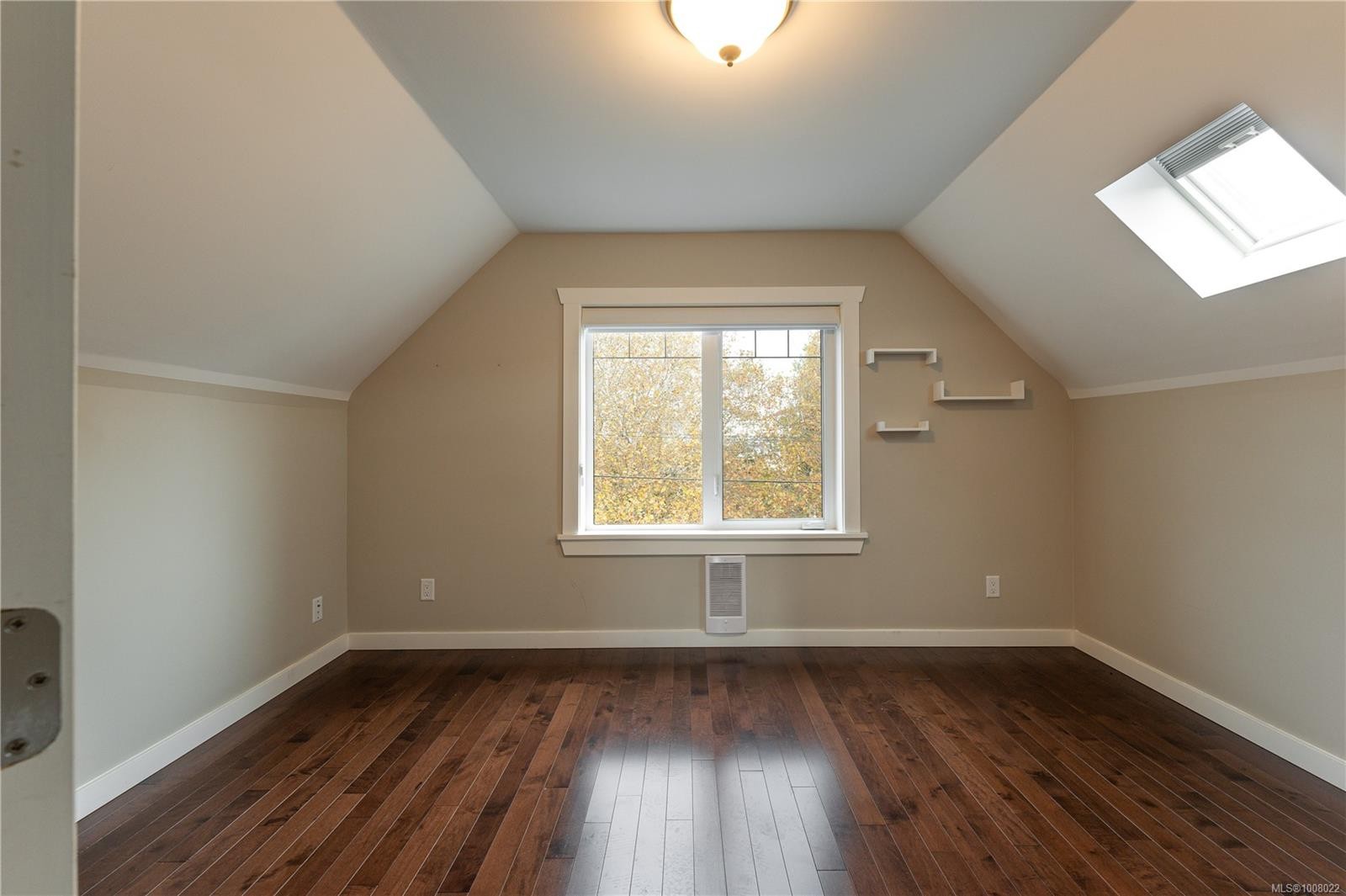 351 Wesley St, Nanaimo, BC