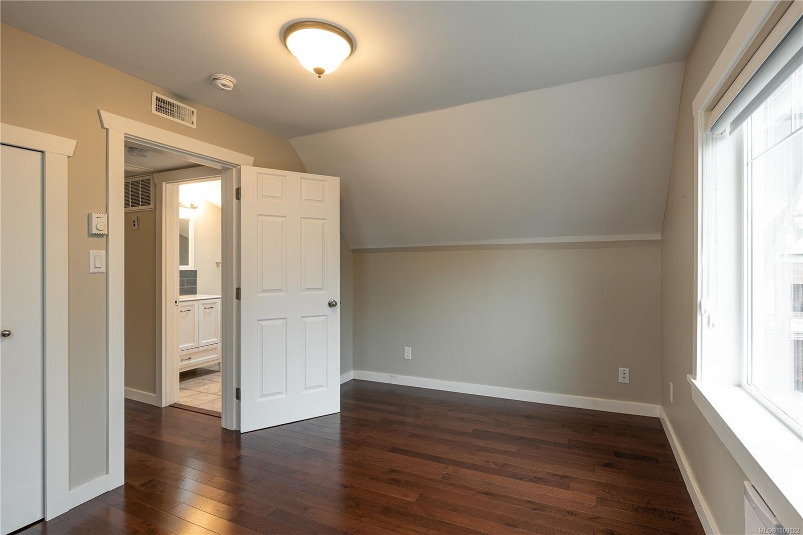 351 Wesley St, Nanaimo, BC