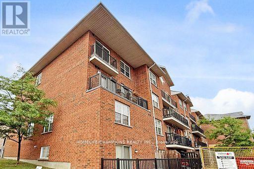 304 - 35 Strangford Lane S, Toronto, ON - Outdoor