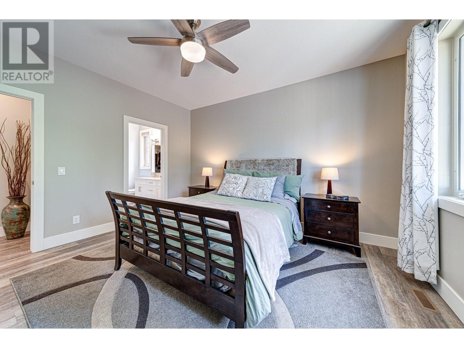 2041 Golden Eagle Drive, Sparwood, BC - Indoor Photo Showing Bedroom