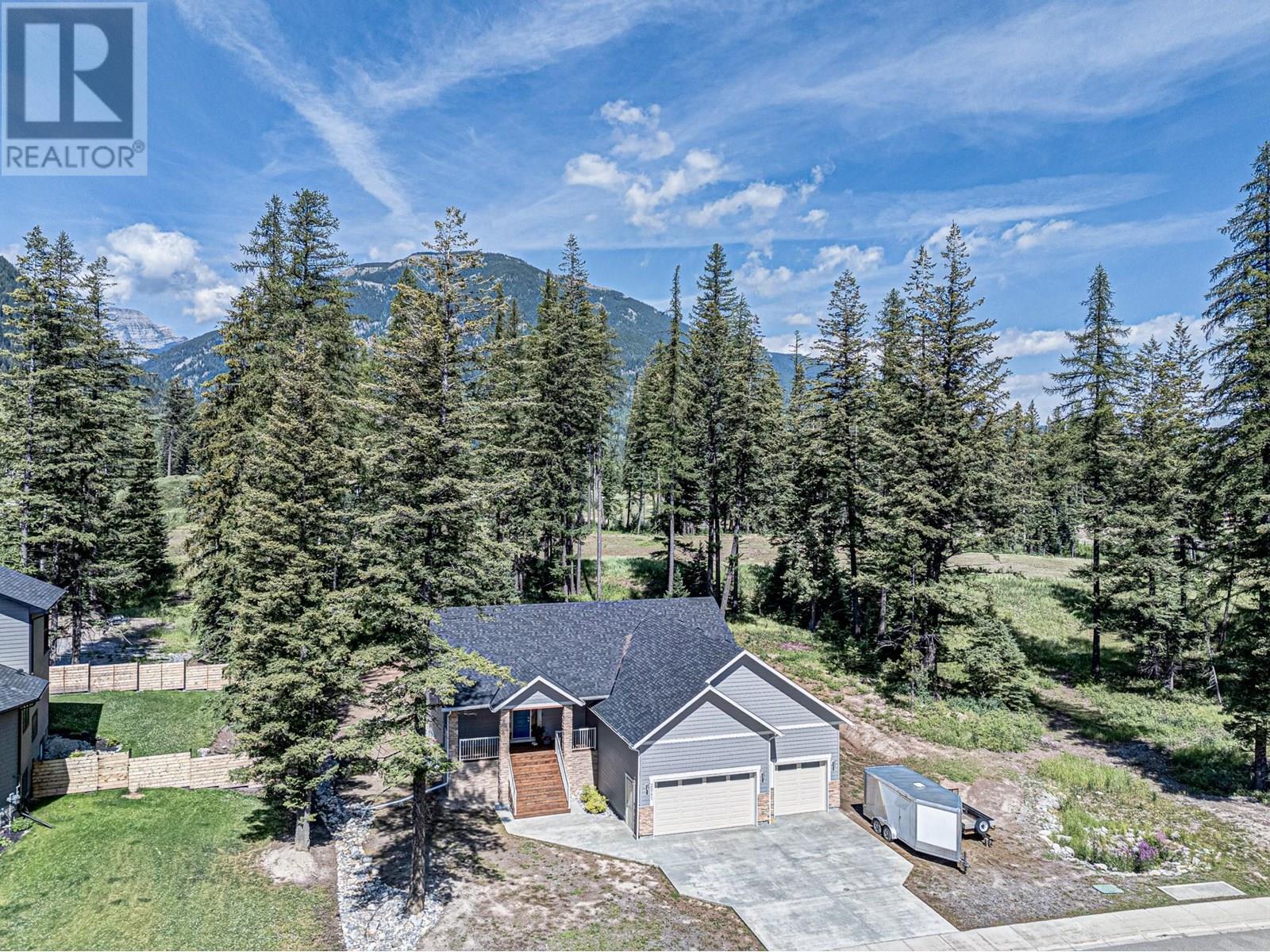 2041 Golden Eagle Drive, Sparwood, BC - Outdoor