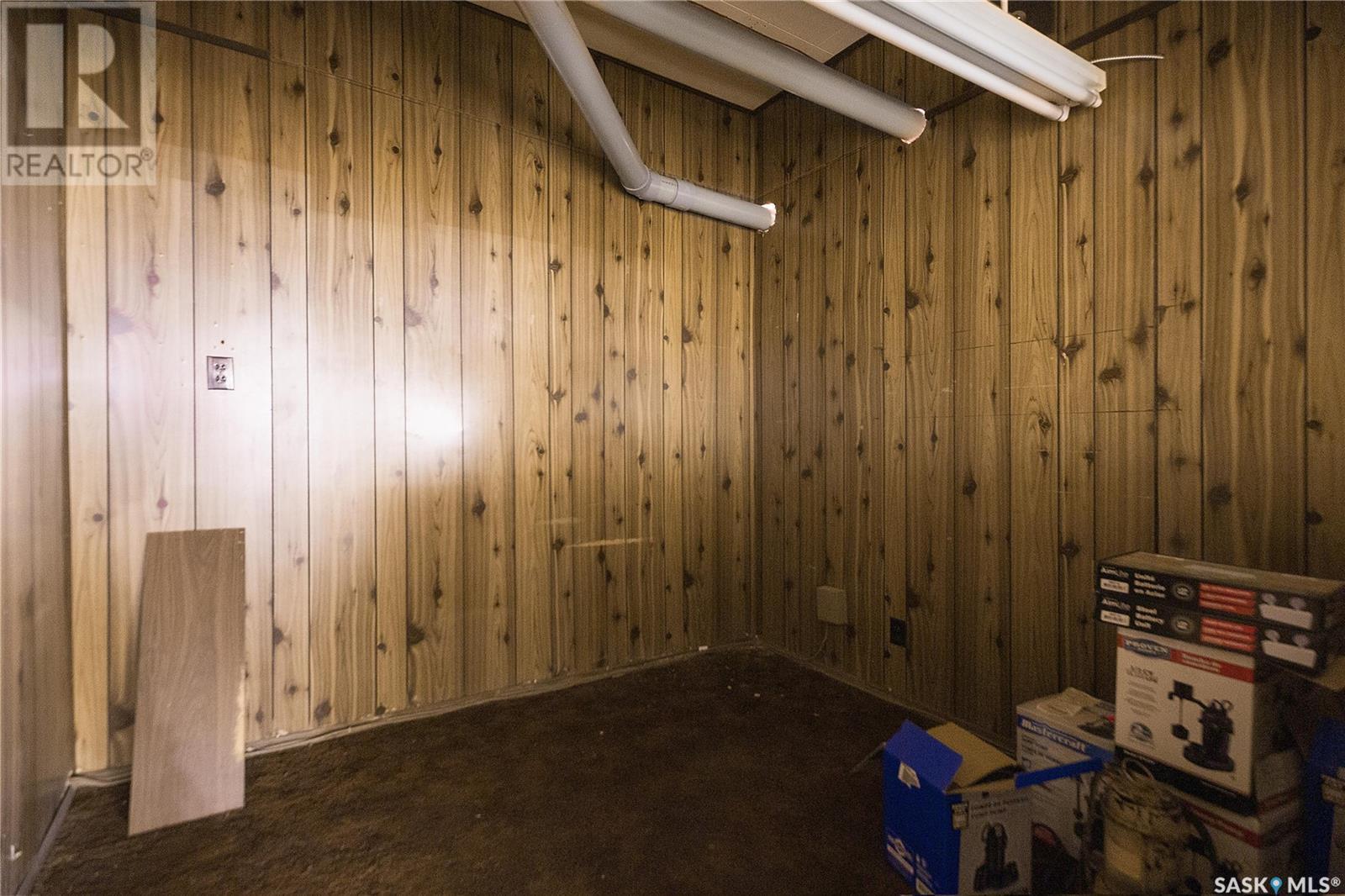 36 13Th Street W, Prince Albert, SK