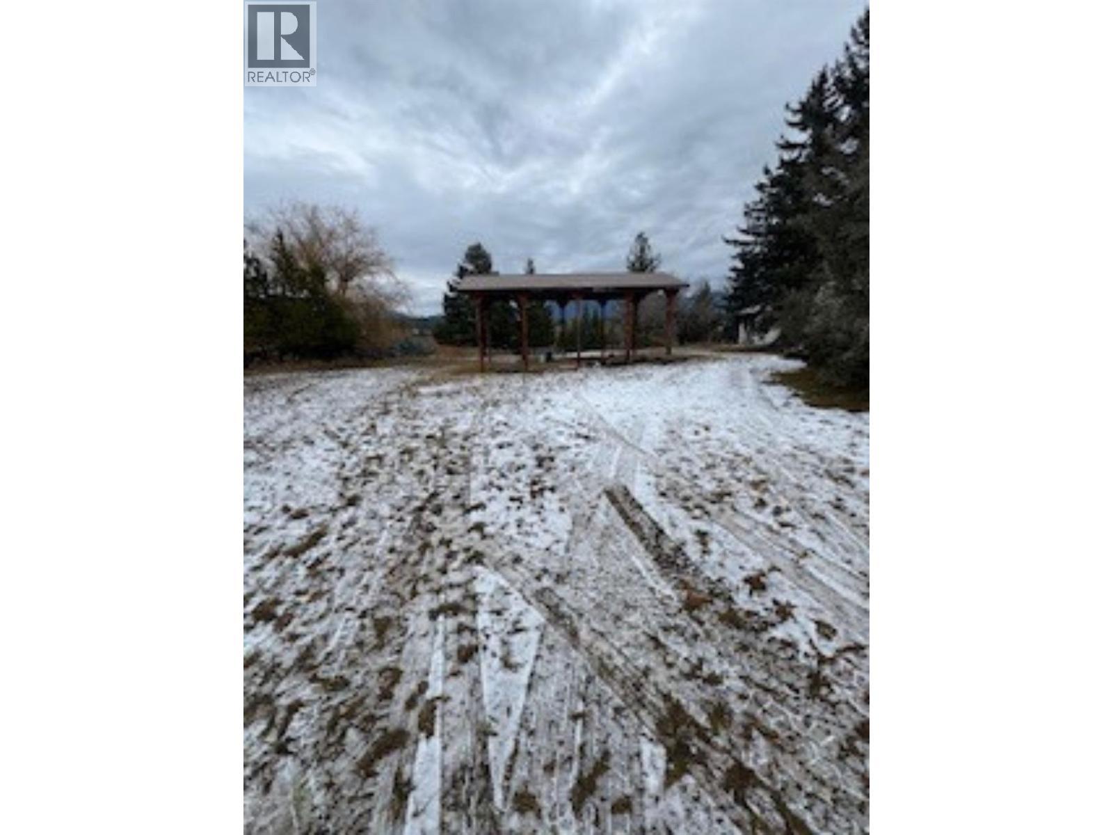 Lot B Currie Road, Baynes Lake, BC