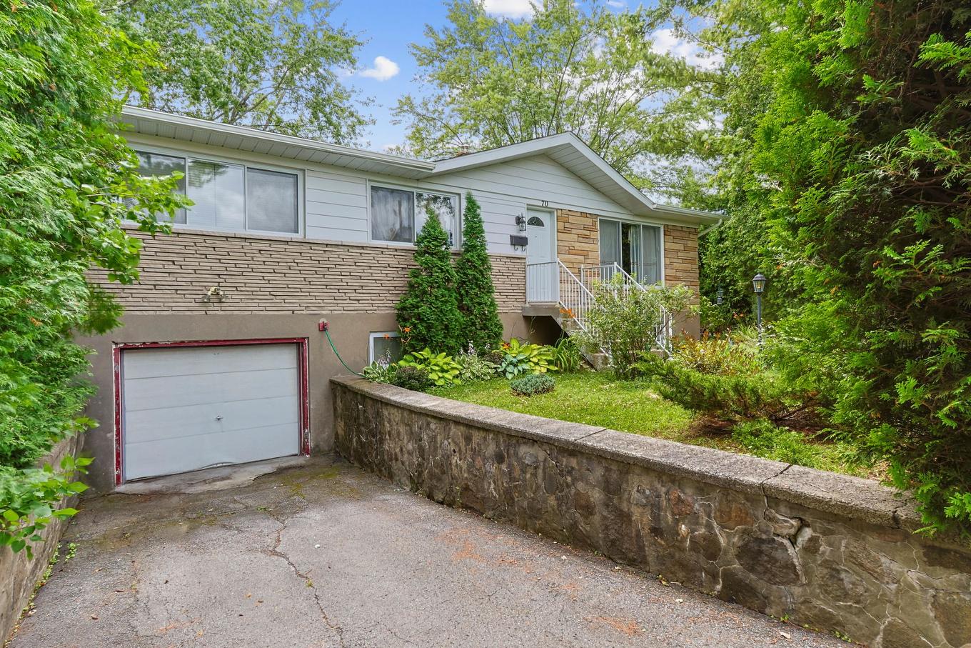 Frontage - 70 Rue Du Parc E., Châteauguay, QC - Outdoor