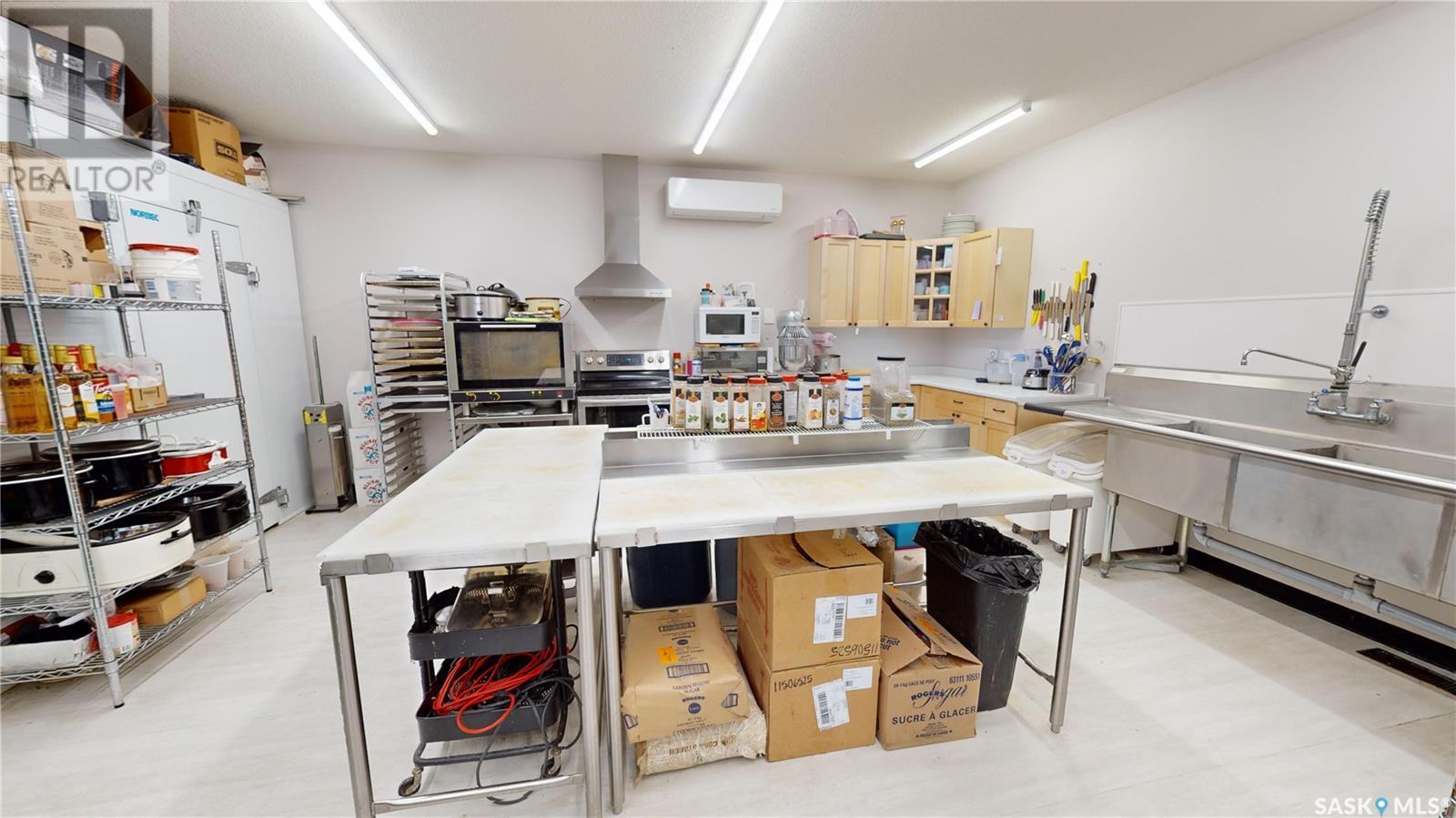 619 Main Street, Moosomin, SK