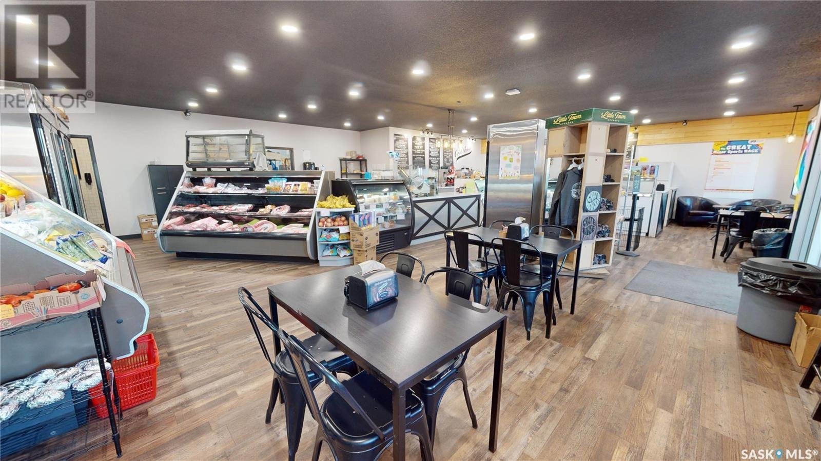 619 Main Street, Moosomin, SK