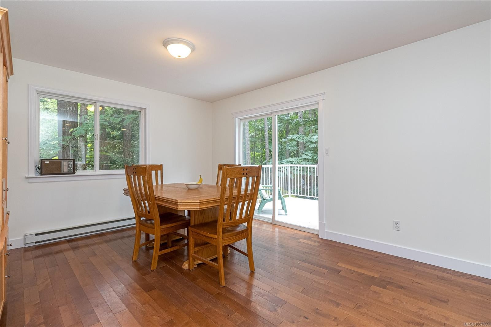 2466 Galland Ave, Shawnigan Lake, BC