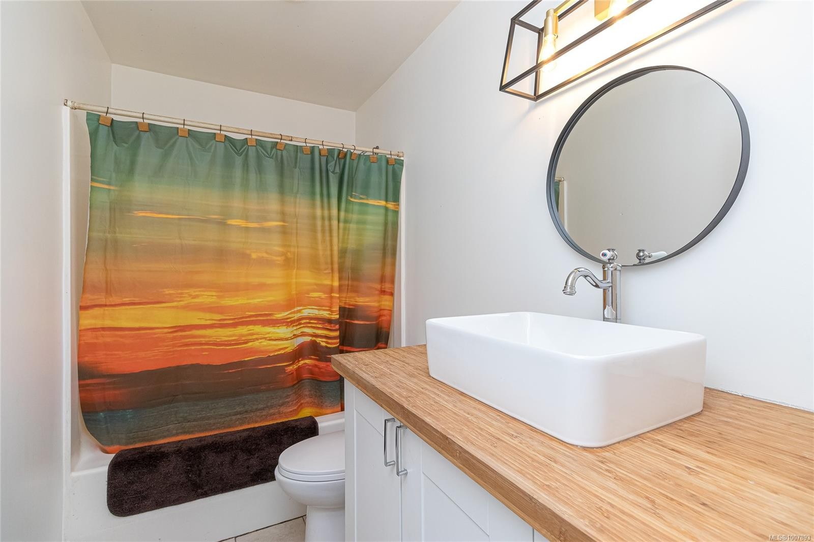 2466 Galland Ave, Shawnigan Lake, BC