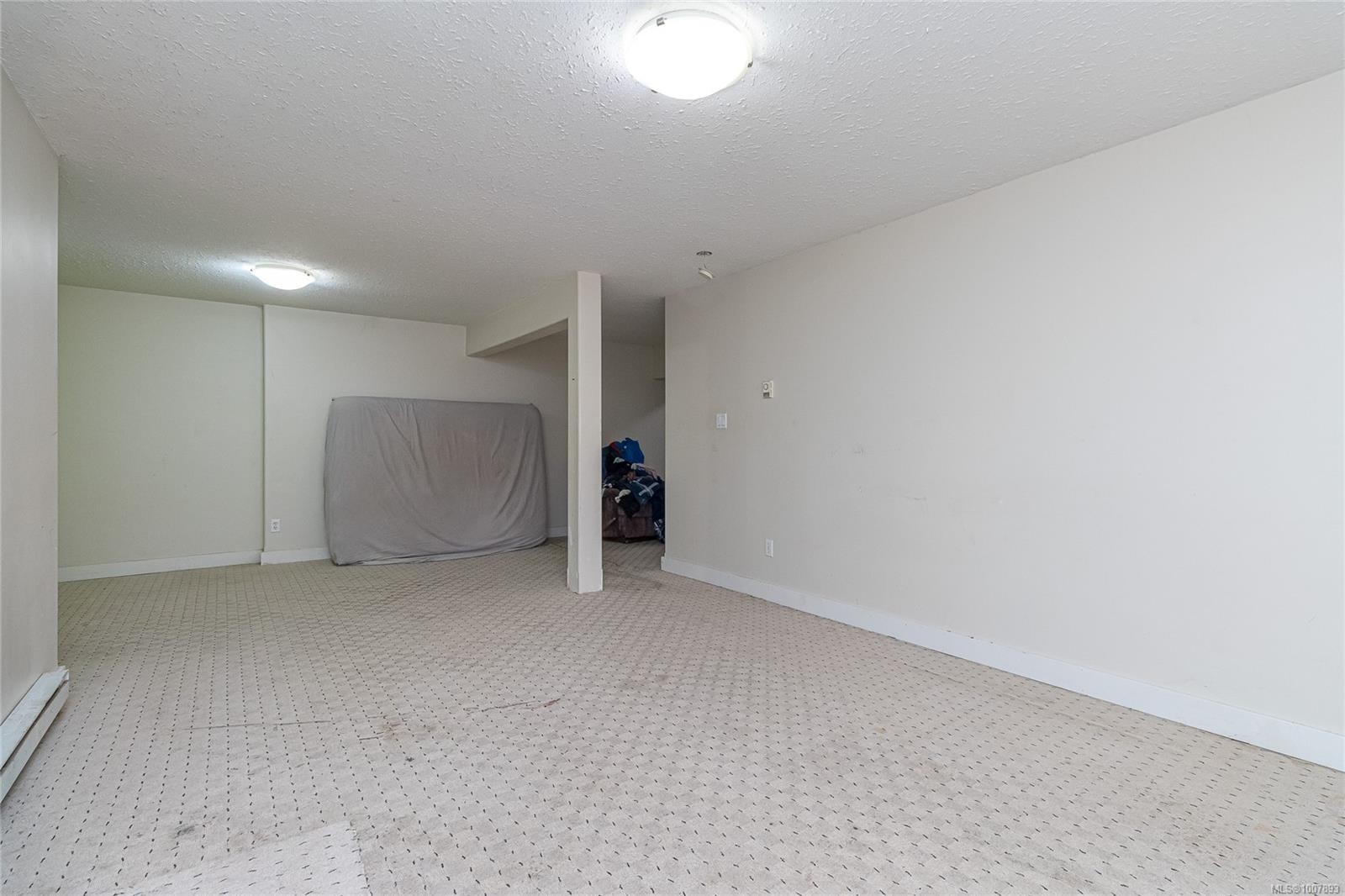 2466 Galland Ave, Shawnigan Lake, BC