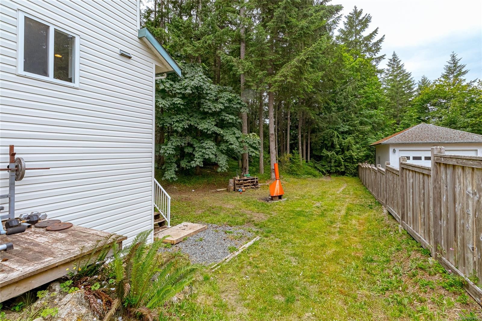 2466 Galland Ave, Shawnigan Lake, BC