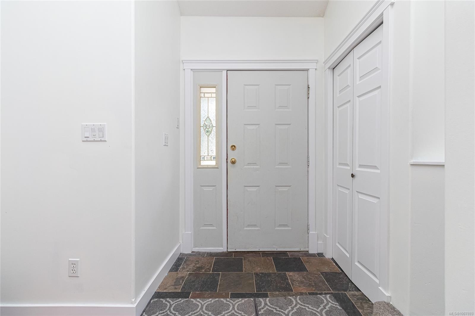 2466 Galland Ave, Shawnigan Lake, BC