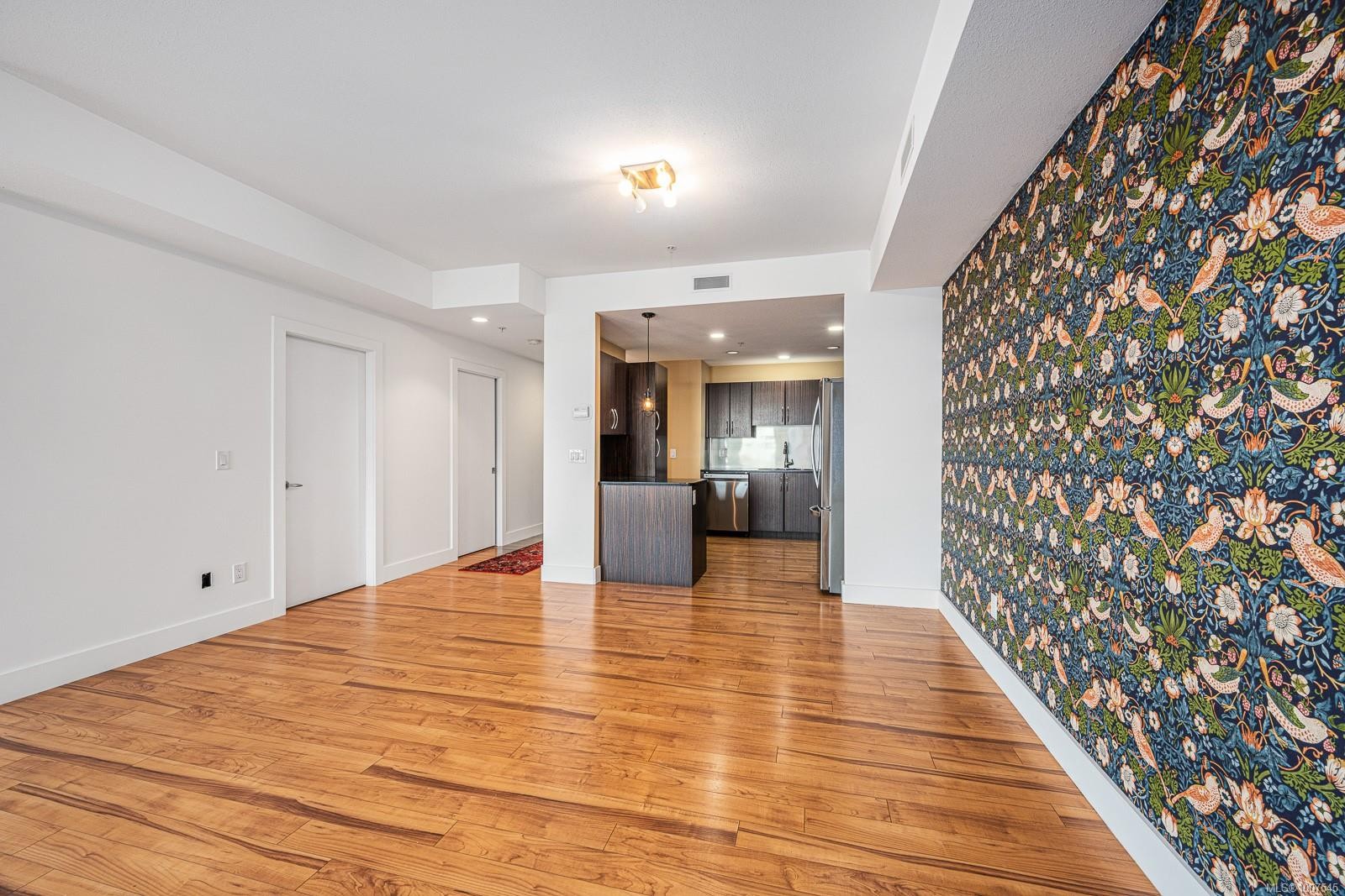 103-1392 Island Hwy South, Campbell River, BC - Indoor Photo Showing Other Room