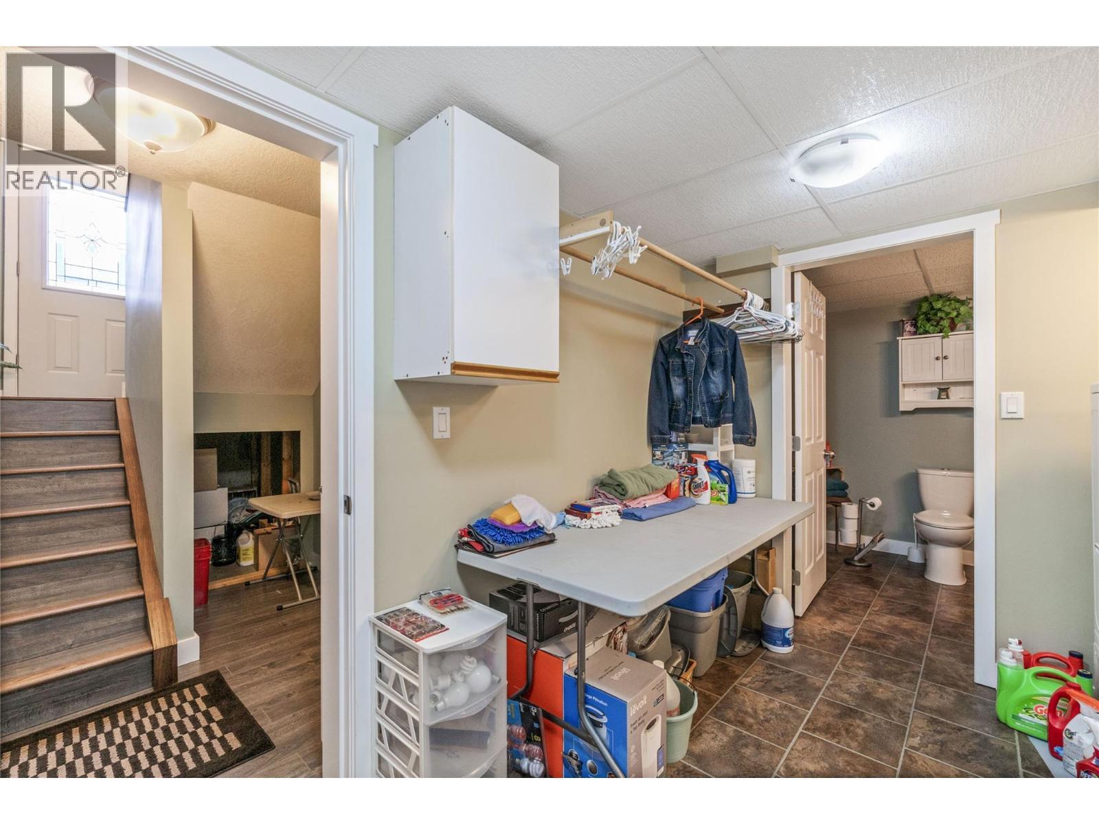 8758 Holding Road Unit# 17, Adams Lake, BC - Indoor Photo Showing Other Room