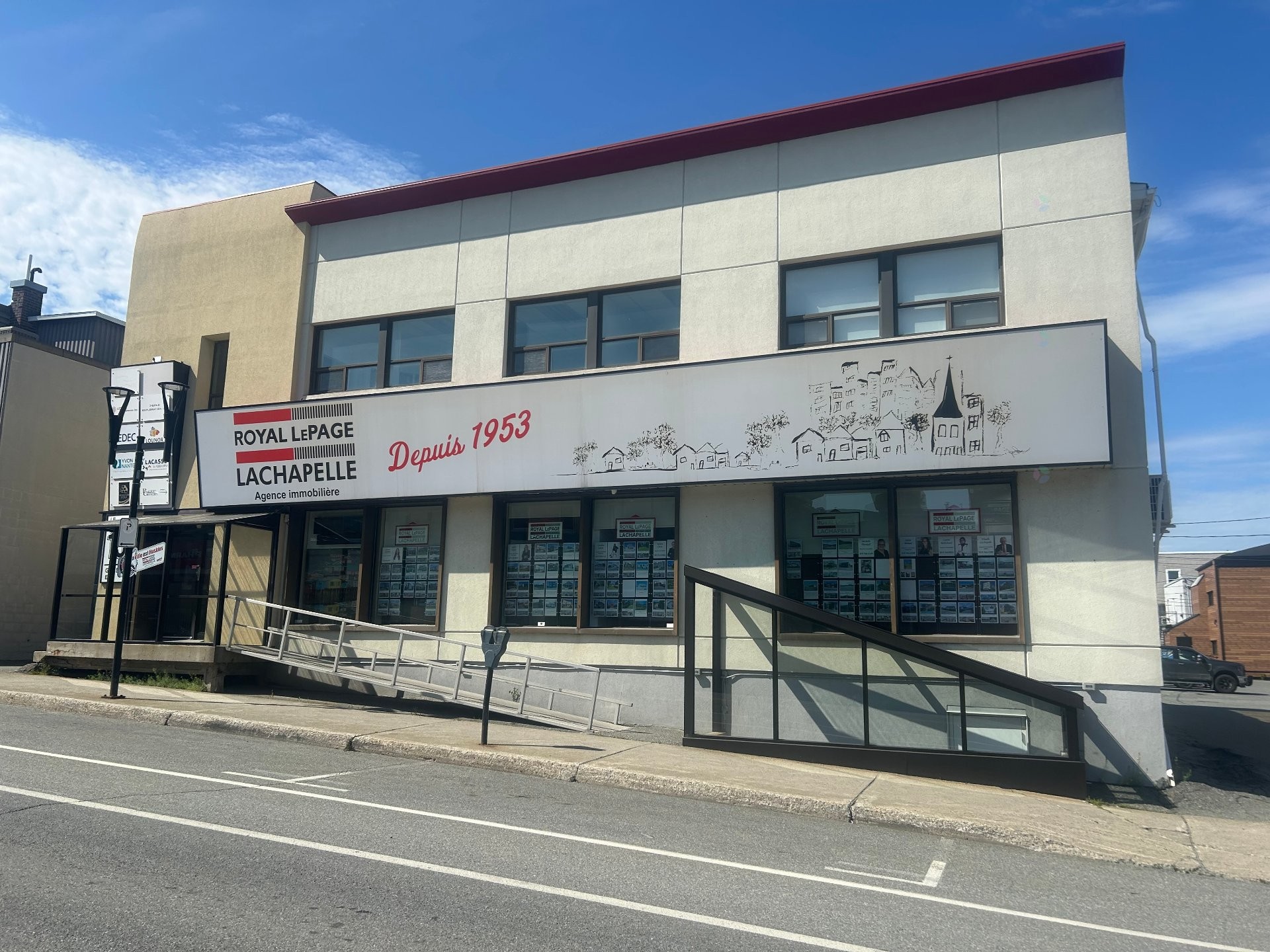 Façade - Ss-15 Rue Gamble E., Rouyn-Noranda, QC - Outdoor