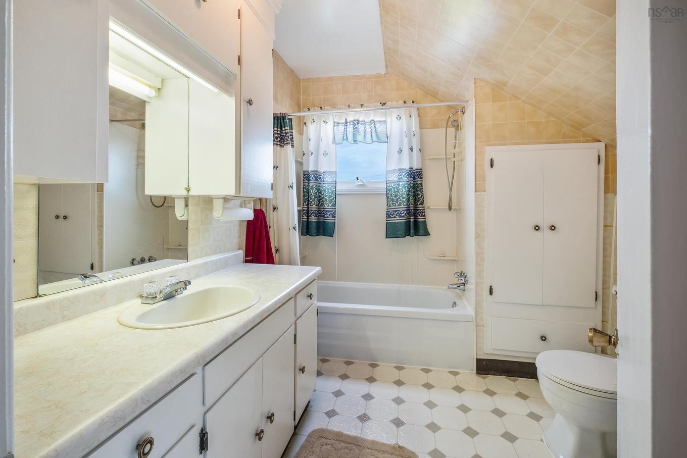 1192 Main Street, Glace Bay, NS