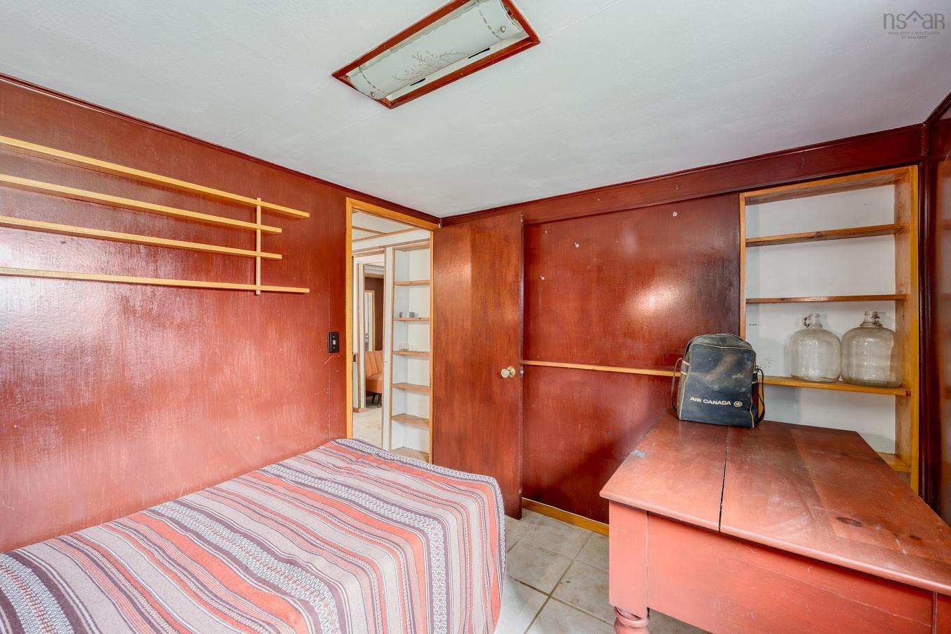 18 Shaw Avenue, Yarmouth, NS