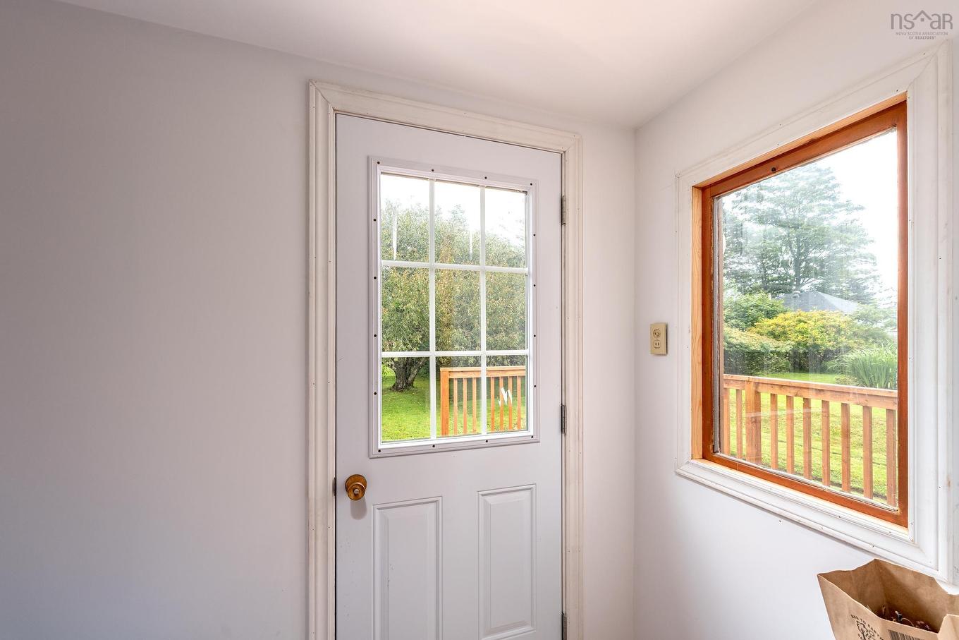 18 Shaw Avenue, Yarmouth, NS