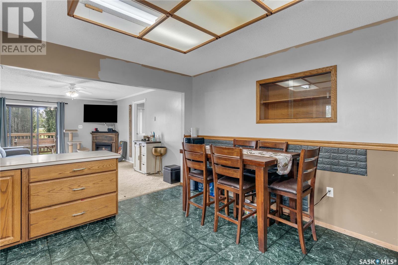 104 Railway Avenue, Dufferin Rm No. 190, SK - Indoor Photo Showing Dining Room