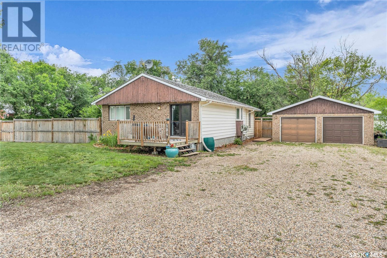 104 Railway Avenue, Dufferin Rm No. 190, SK - Outdoor